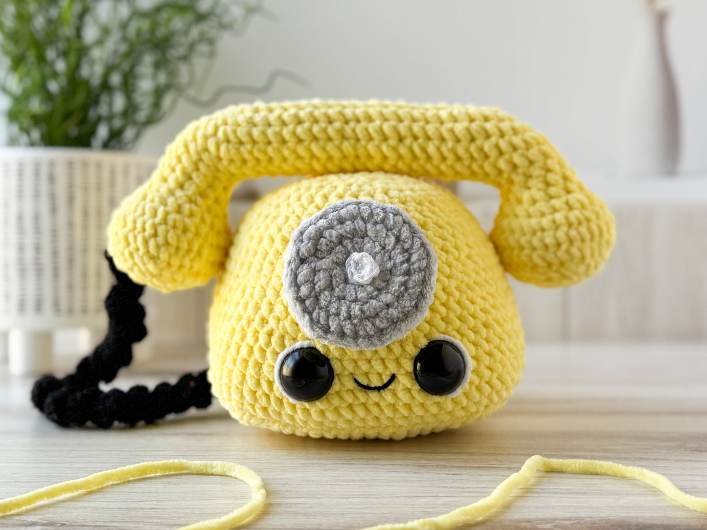 Big Rotary Phone Crochet Pattern