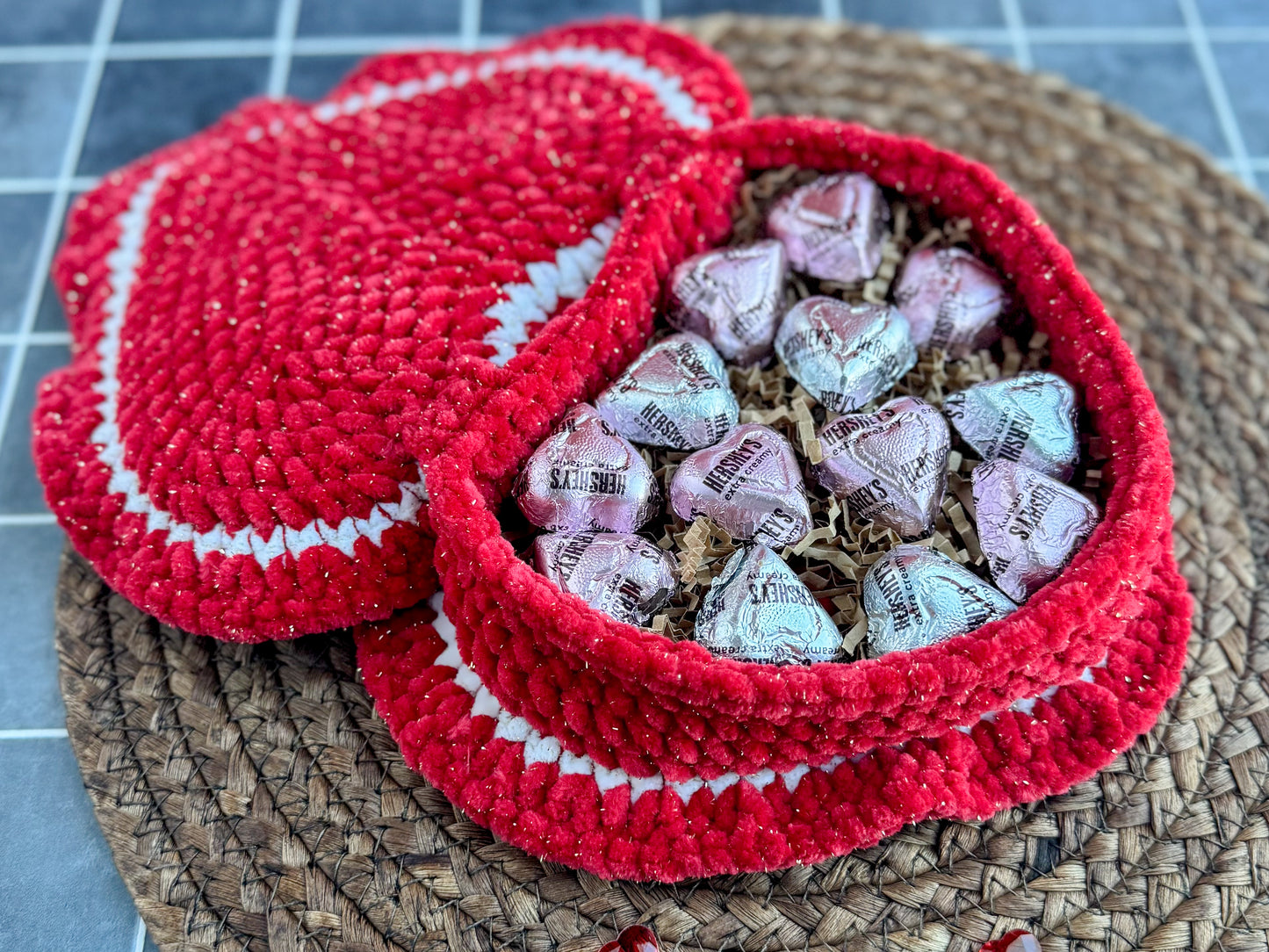 Valentine's Heart Gift Box with Hinged Lid Crochet Pattern