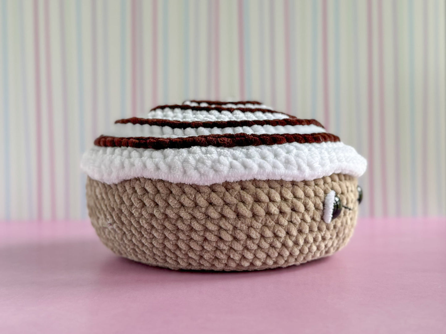 Big Cinnamon Roll Crochet Pattern