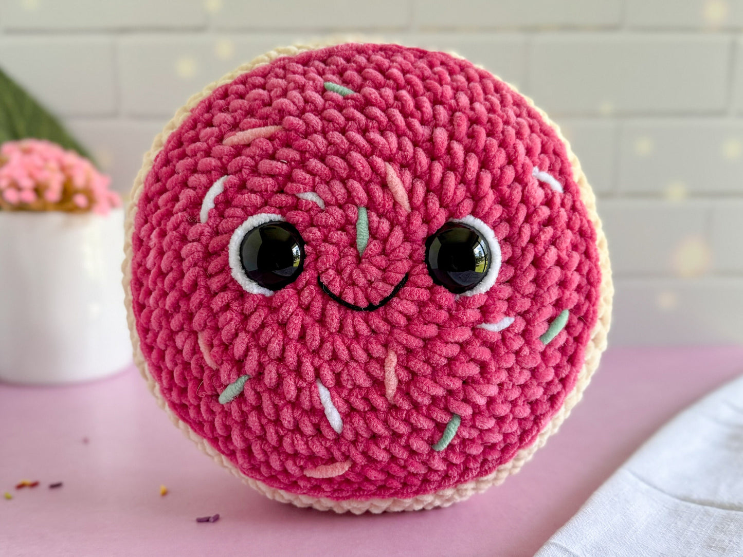 Big Frosted Sugar Cookie Crochet Pattern