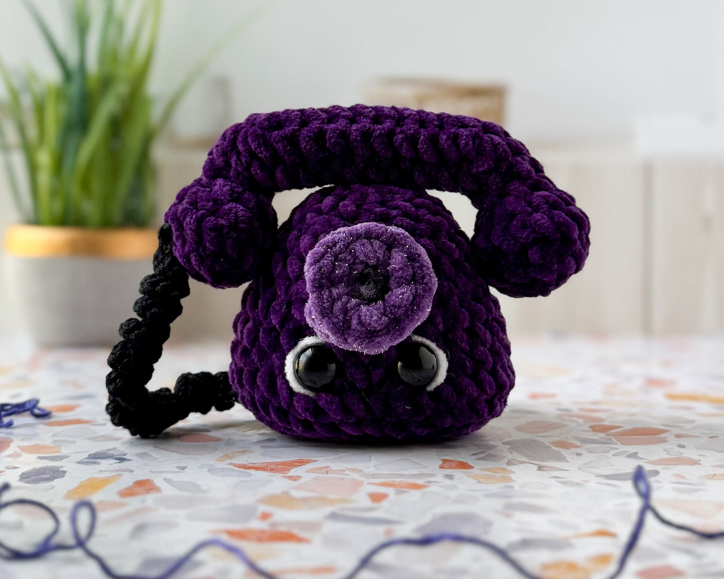 Mini Rotary Phone Crochet Pattern