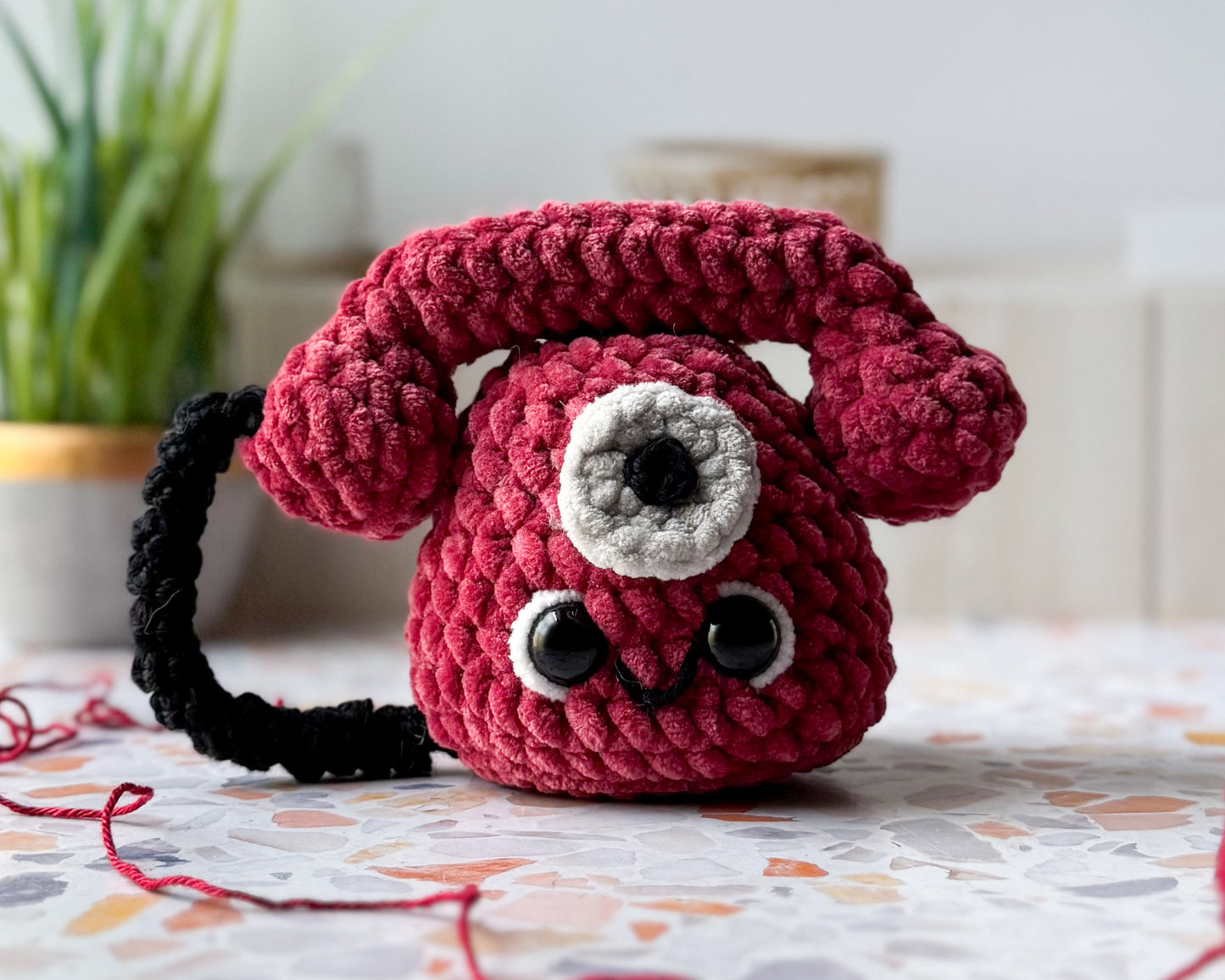 Mini Rotary Phone Crochet Pattern
