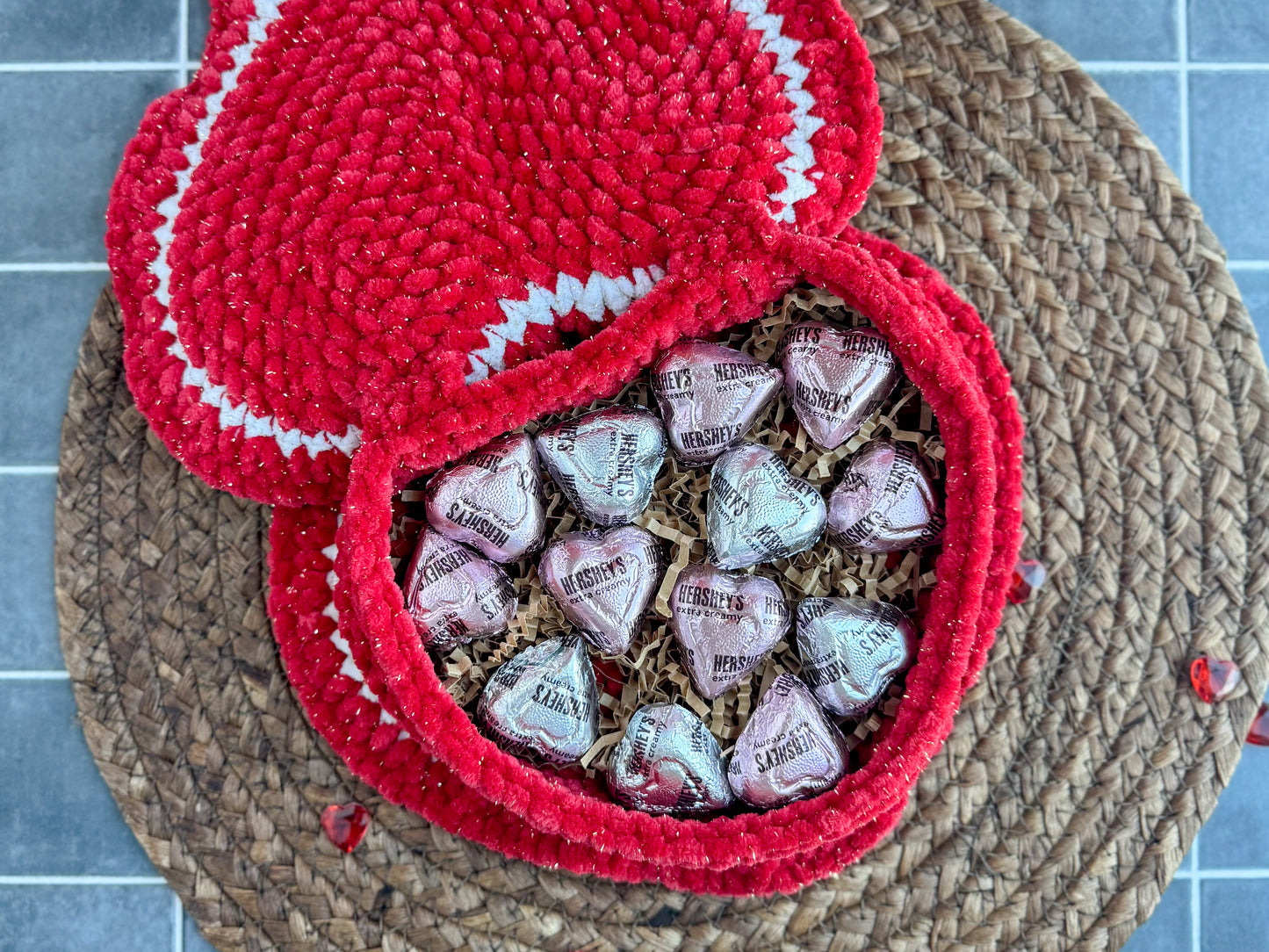 Valentine's Heart Gift Box with Hinged Lid Crochet Pattern