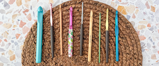 Choosing the Best Crochet Hook for Plush Yarn Amigurumi: Inline vs. Tapered