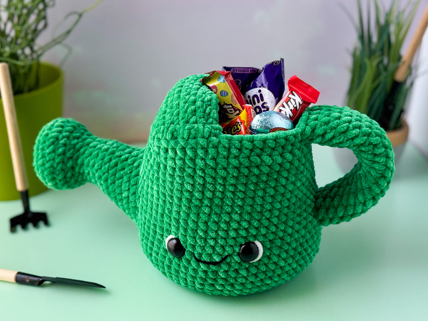 Big Watering Can Crochet Pattern