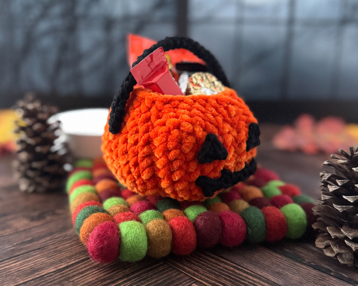 Mini Pumpkin Bucket Crochet Pattern