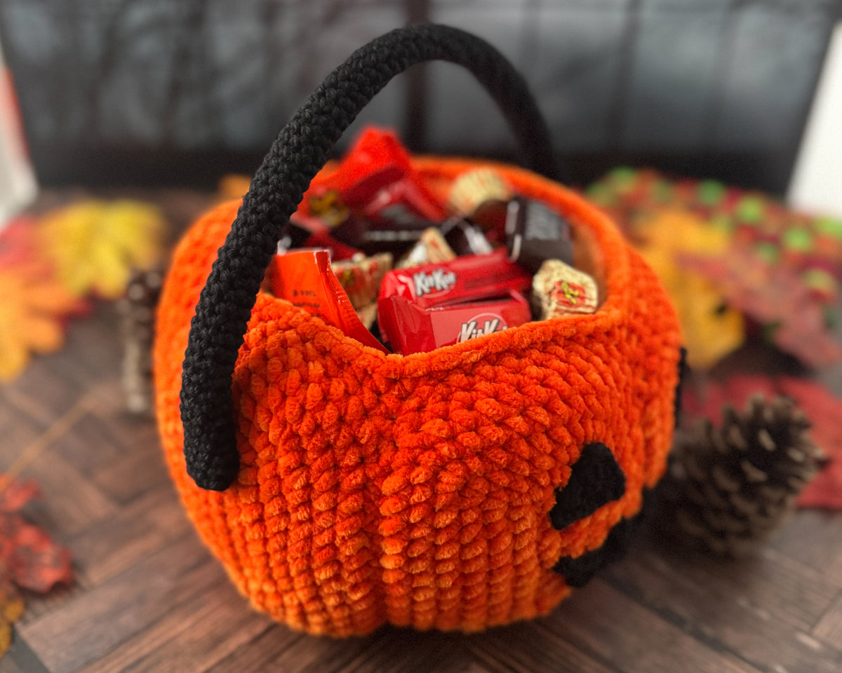 Big Pumpkin Bucket Crochet Pattern