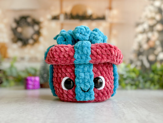 Mini Christmas Present Crochet Pattern
