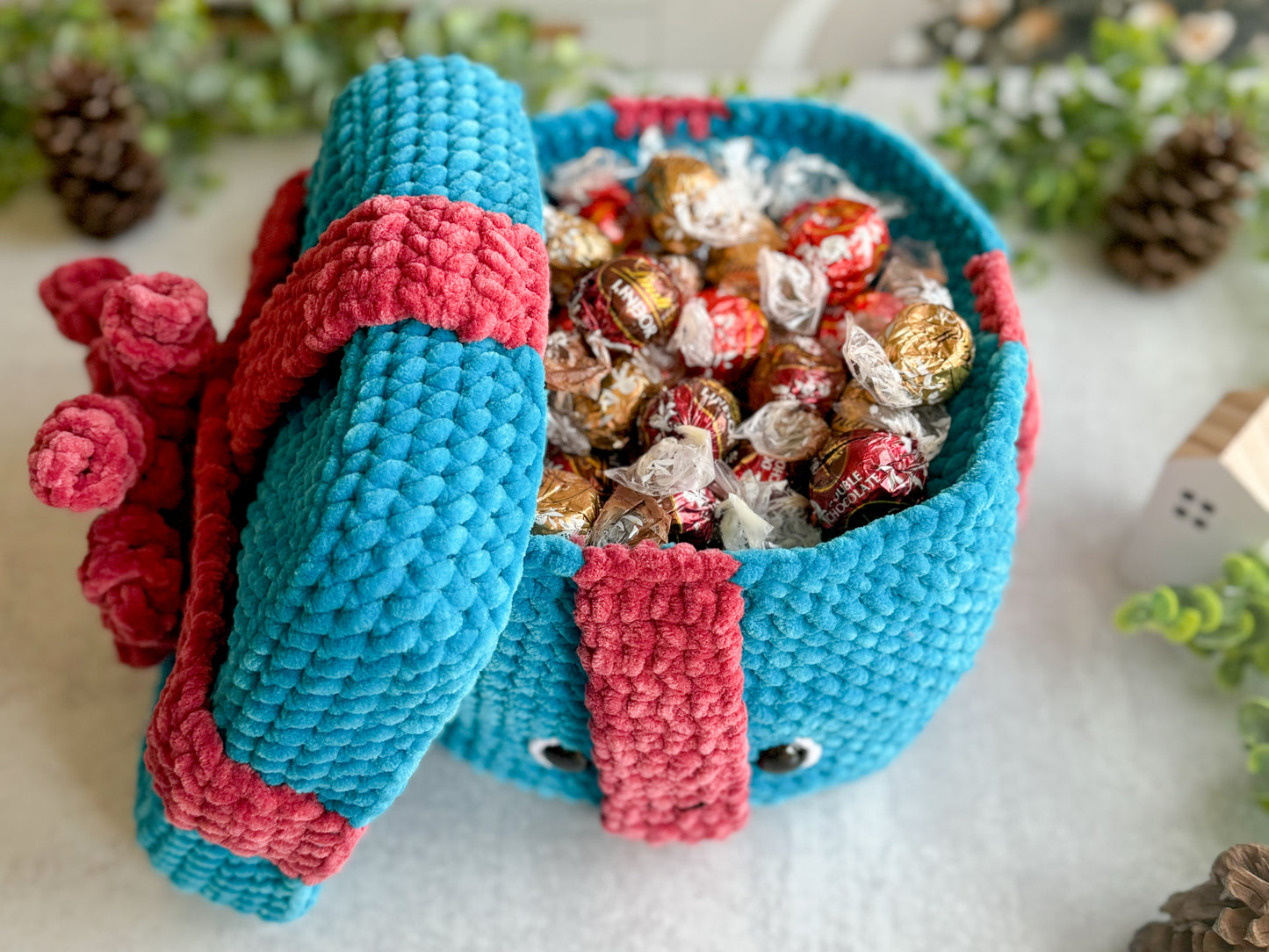 Big Christmas Present Crochet Pattern