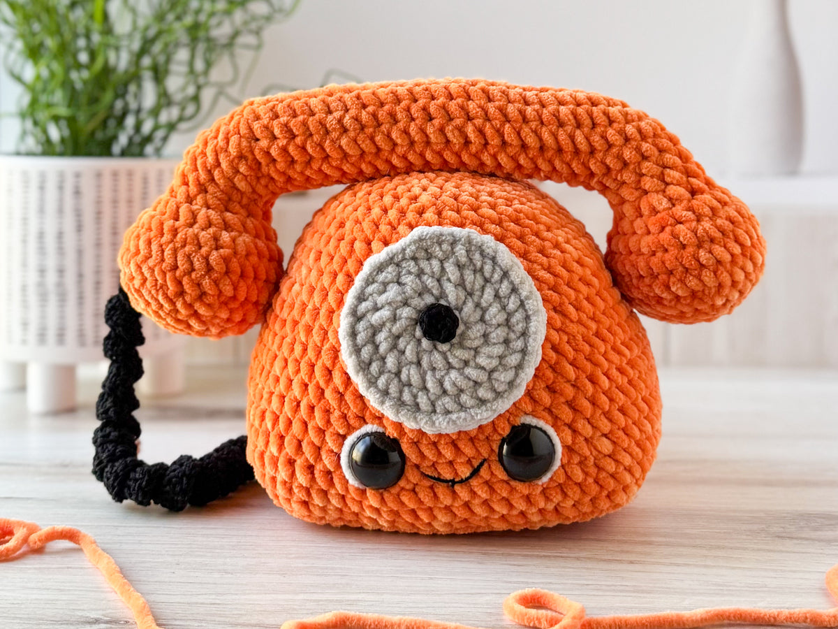 Big Rotary Phone Crochet Pattern – Little Baby Rory Crafts