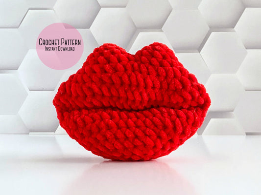 Mini Kiss Lips Crochet Pattern