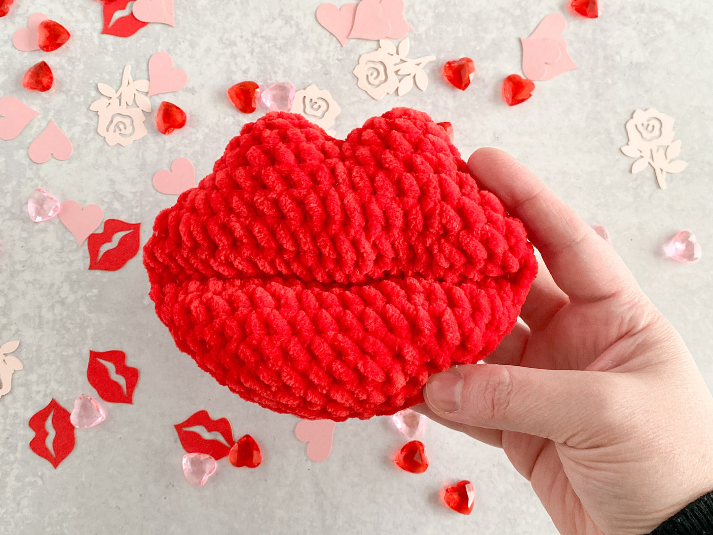 Mini Kiss Lips Crochet Pattern