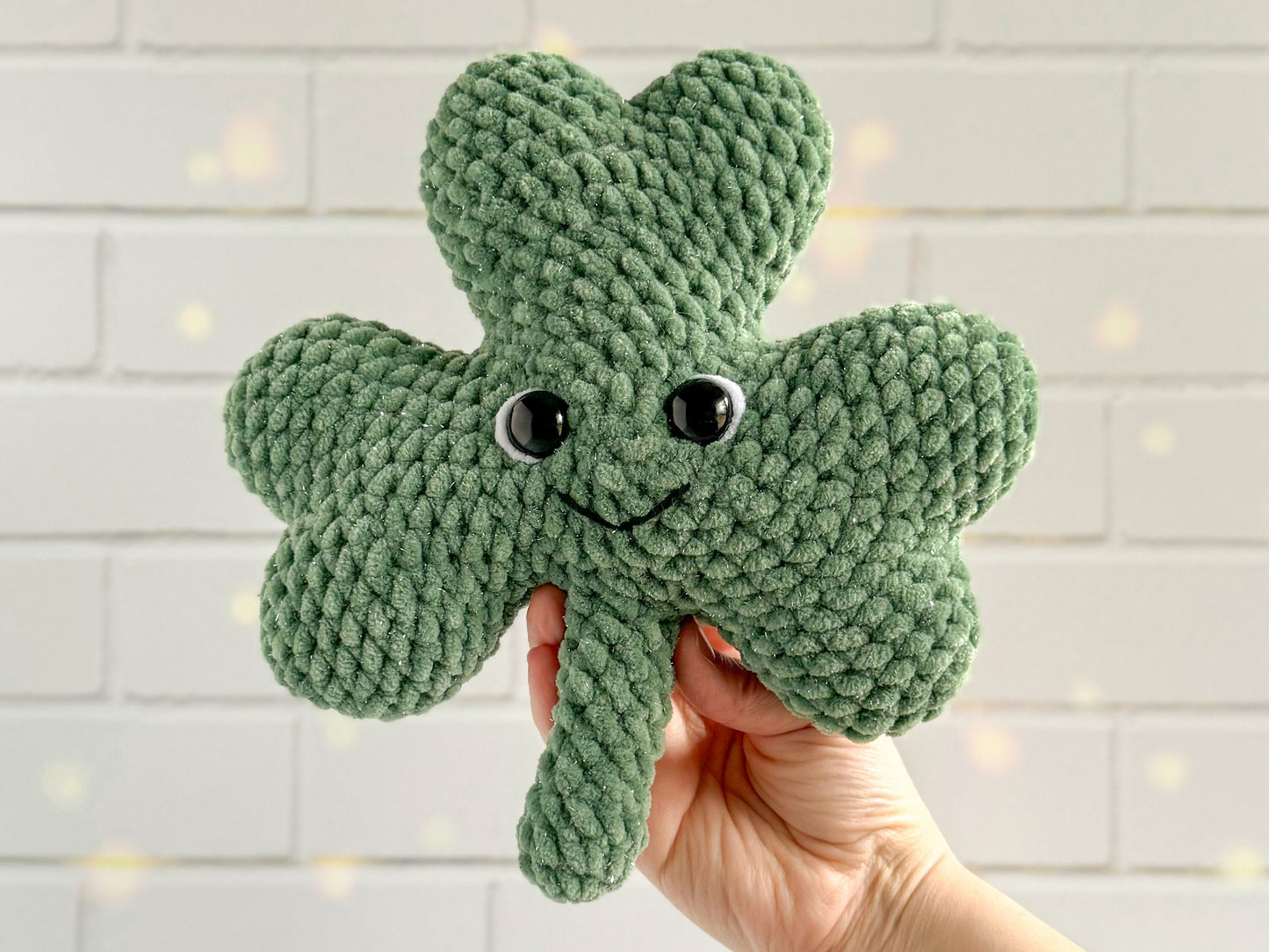 Big Shamrock Crochet Pattern