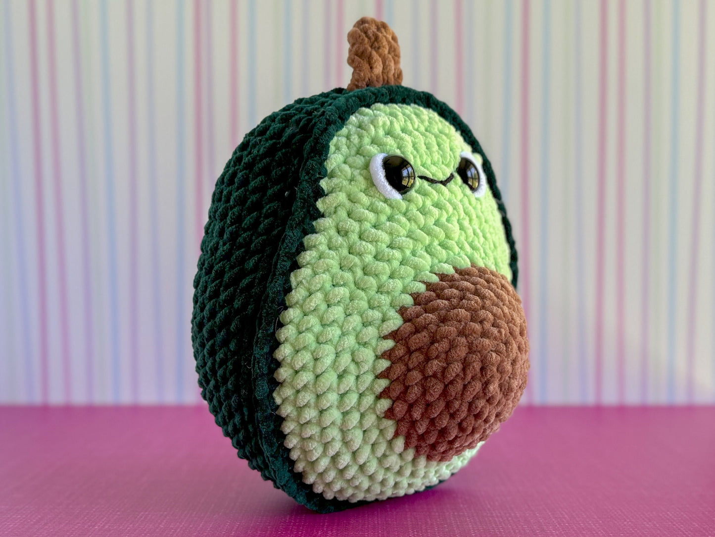 Big Avocado No Sew Amigurumi Crochet Pattern